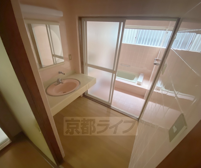 嵯峨野貸家の外観写真