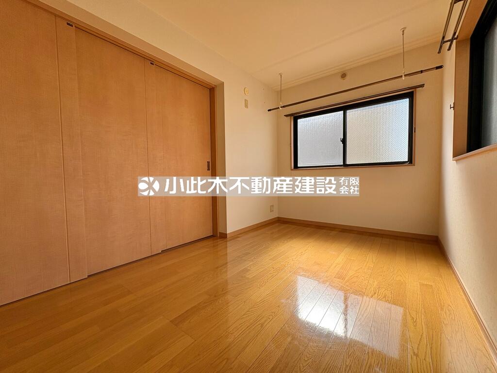 ピノソレアード105 号の内装写真