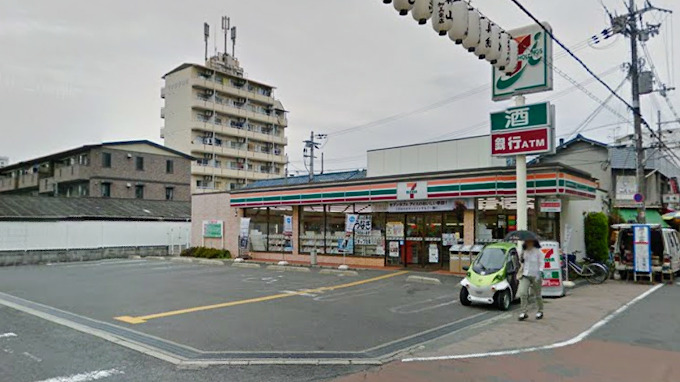 コンビニ　セブンイレブン 大阪加美東4丁目店（コンビニ）まで207m