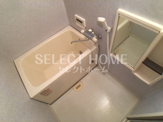 バス・シャワールーム　お風呂です