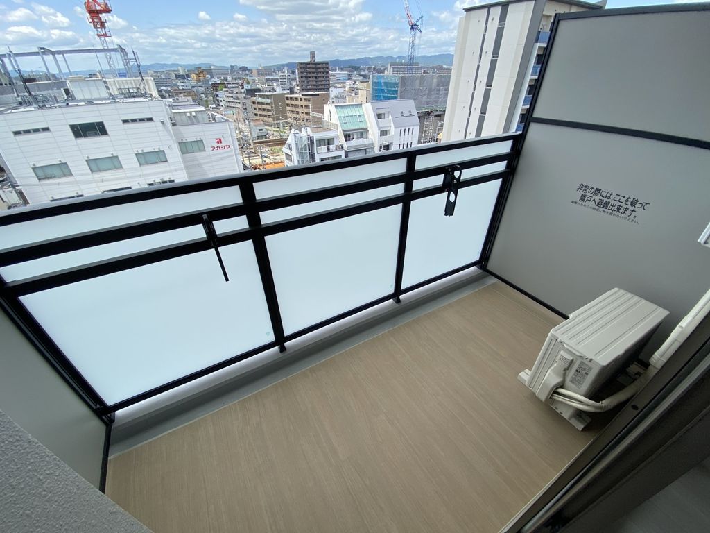 バルコニー　バルコニー