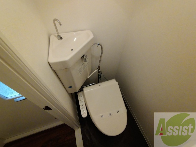 トイレ　トイレです。ウォシュレット付を探している方、おすすめです。
