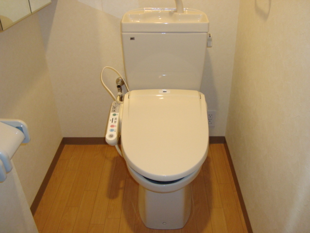トイレ　シャワー付トイレ