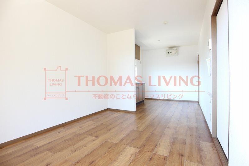 居室・リビング　写真は別号室です。