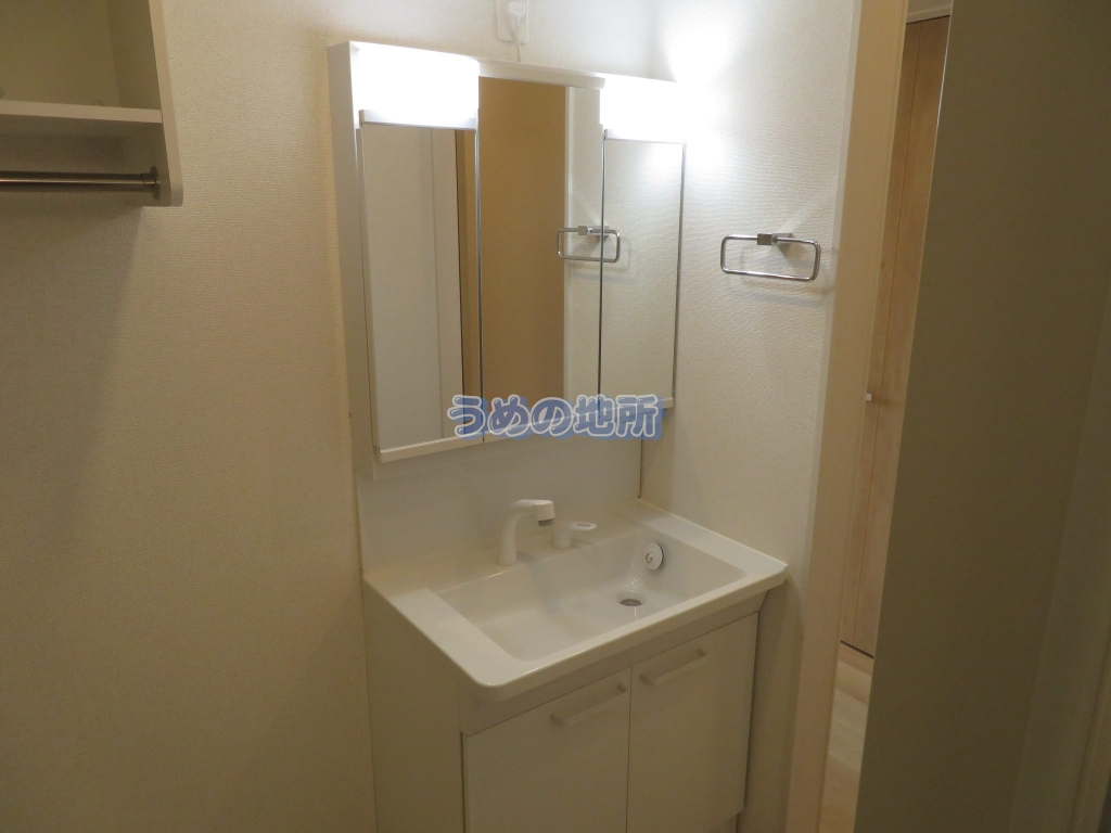 洗面設備　洗面台　ロゴ圧縮済