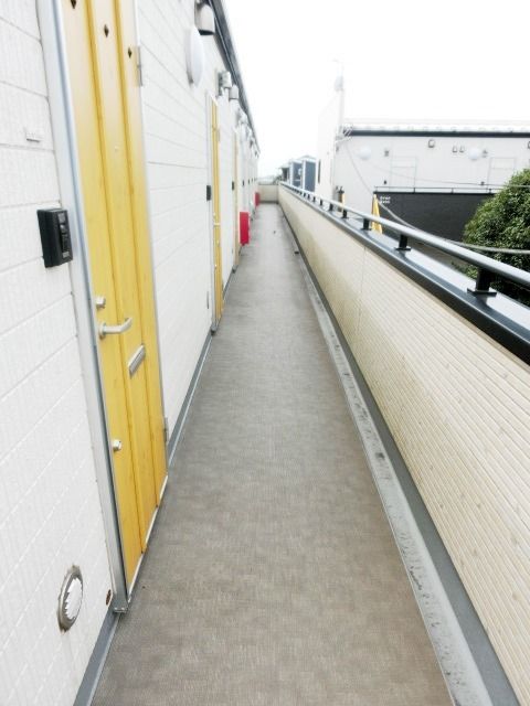 その他　2階のお部屋入り口部分です