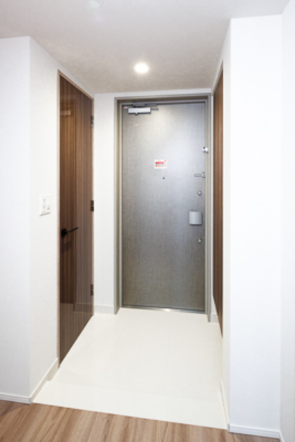 玄関　※写真は同タイプ住戸です。
