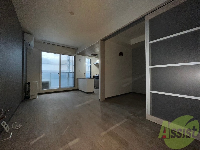 居室・リビング　広くてきれいなリビングです！快適に過ごせそうですね。