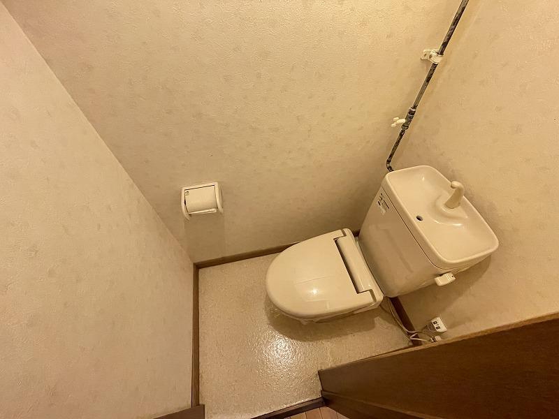 トイレ　トイレ