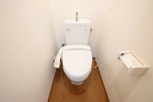 トイレ　※同建物別部屋写真となります※
