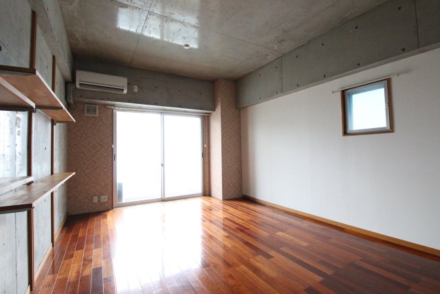 居室・リビング　※同建物別部屋写真となります※