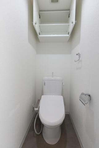 トイレ　同タイプ参考写真