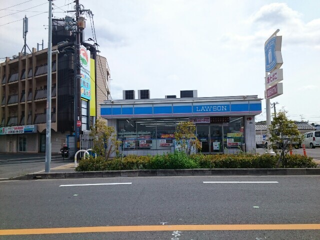 コンビニ　ローソン美井元町店様（コンビニ）まで650m