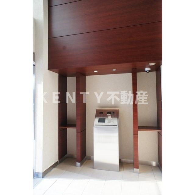 エントランス　清潔なエントランスです