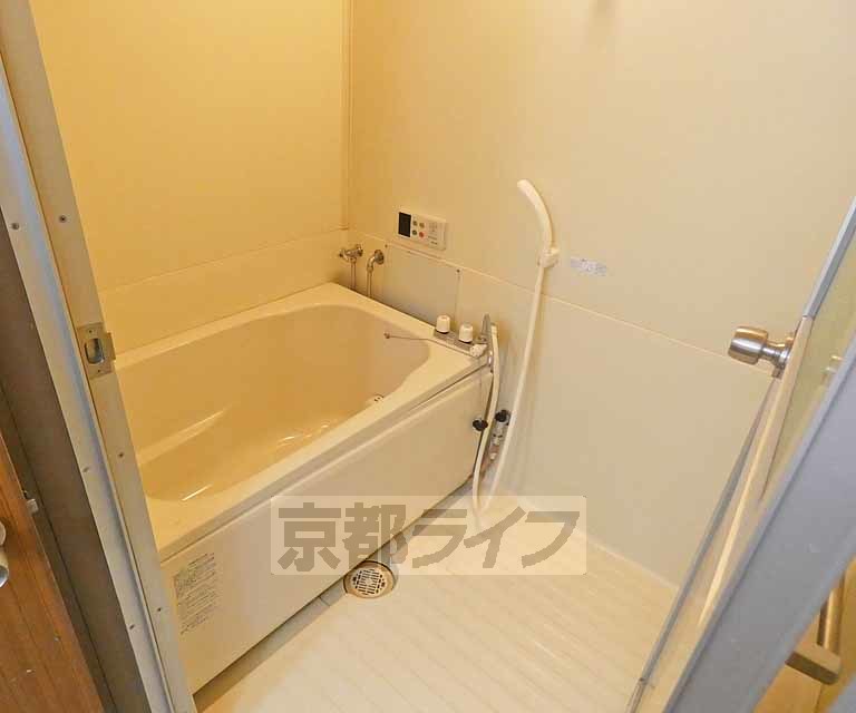 バス・シャワールーム　３セパレートタイプの浴室です！