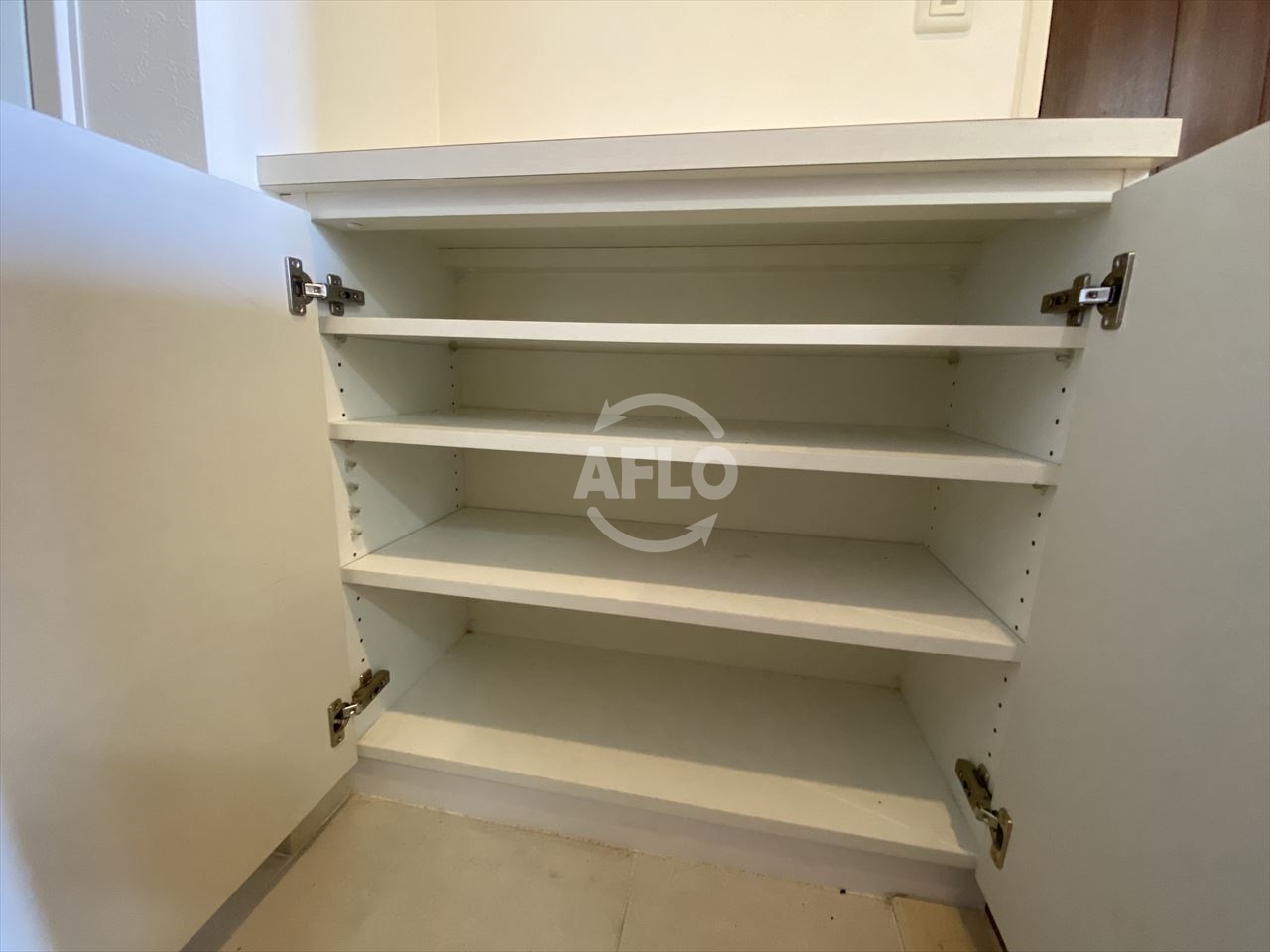 収納　クローバー・ビュー上本町　シューズボックス