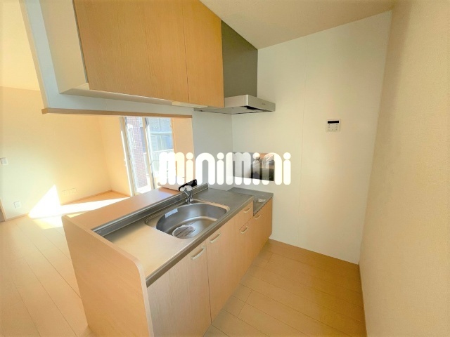 キッチン　作業スペースの多い機能的なキッチンスペース！