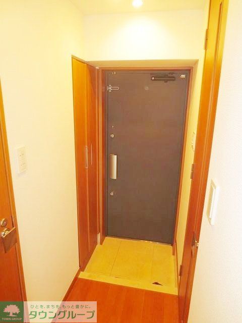 玄関　お部屋探しは株式会社　タウンハウジング　までお気軽にお問合…