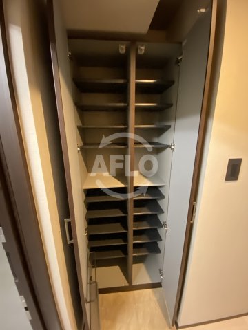 収納　ブエナビスタ桜ノ宮イースト　収納