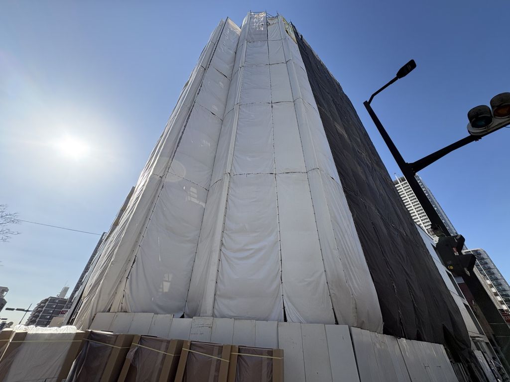 バルコニー　建築中です