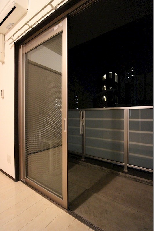 バルコニー　奥行もあります。