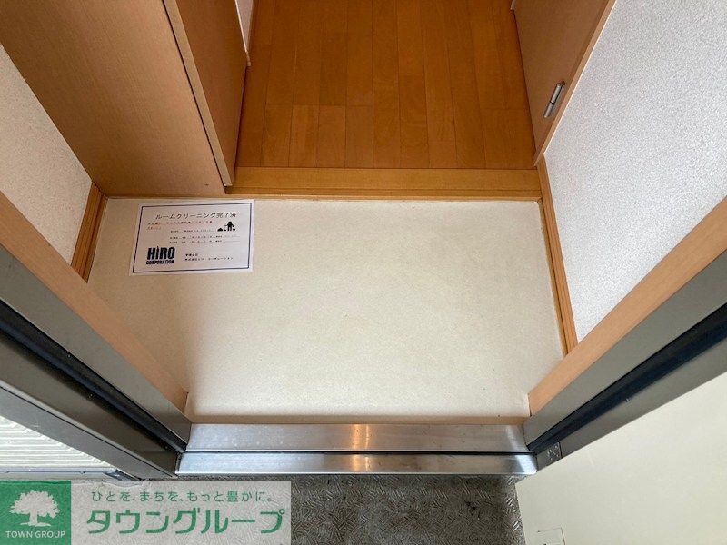 玄関　★お問い合わせはタウンハウジングまで★