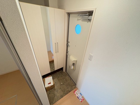 玄関　※別部屋の写真です