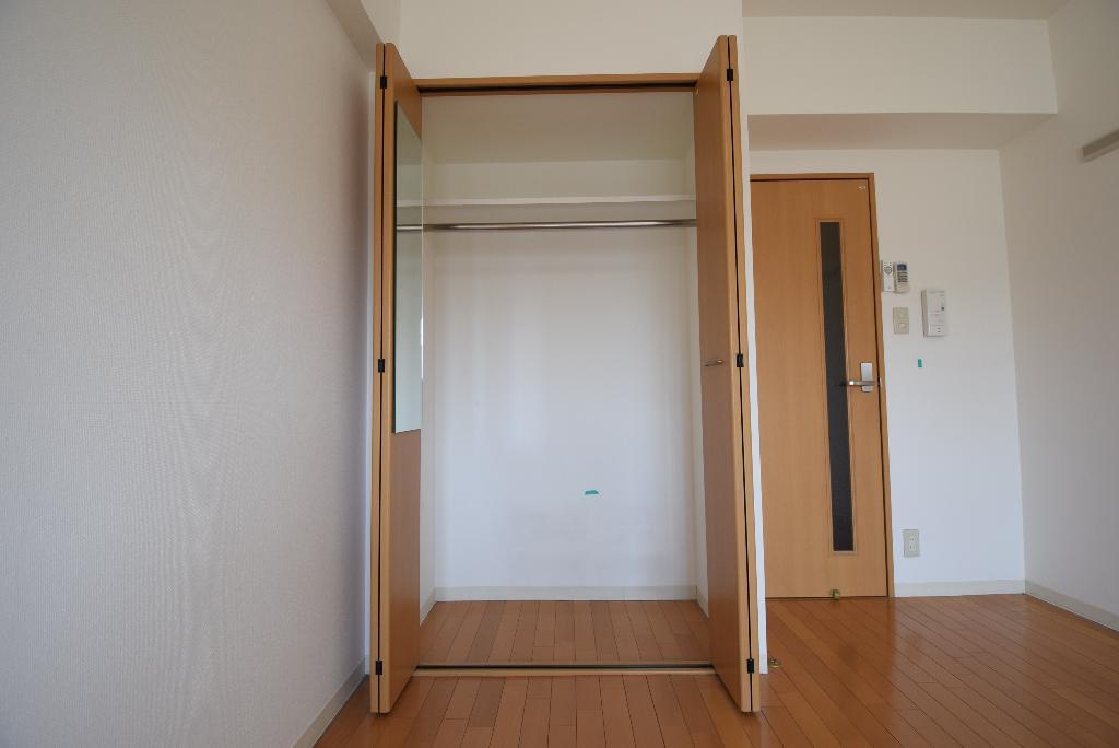 収納　クローゼット