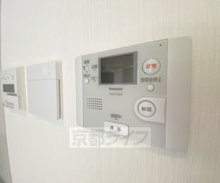 セキュリティ　モニターで来客確認できるので安心です。