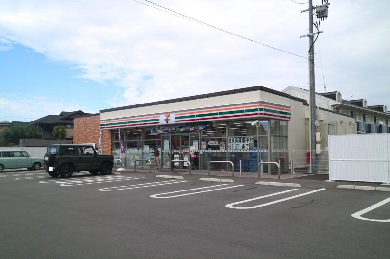 コンビニ　セブンイレブン　総社中央1丁目店（コンビニ）まで628m
