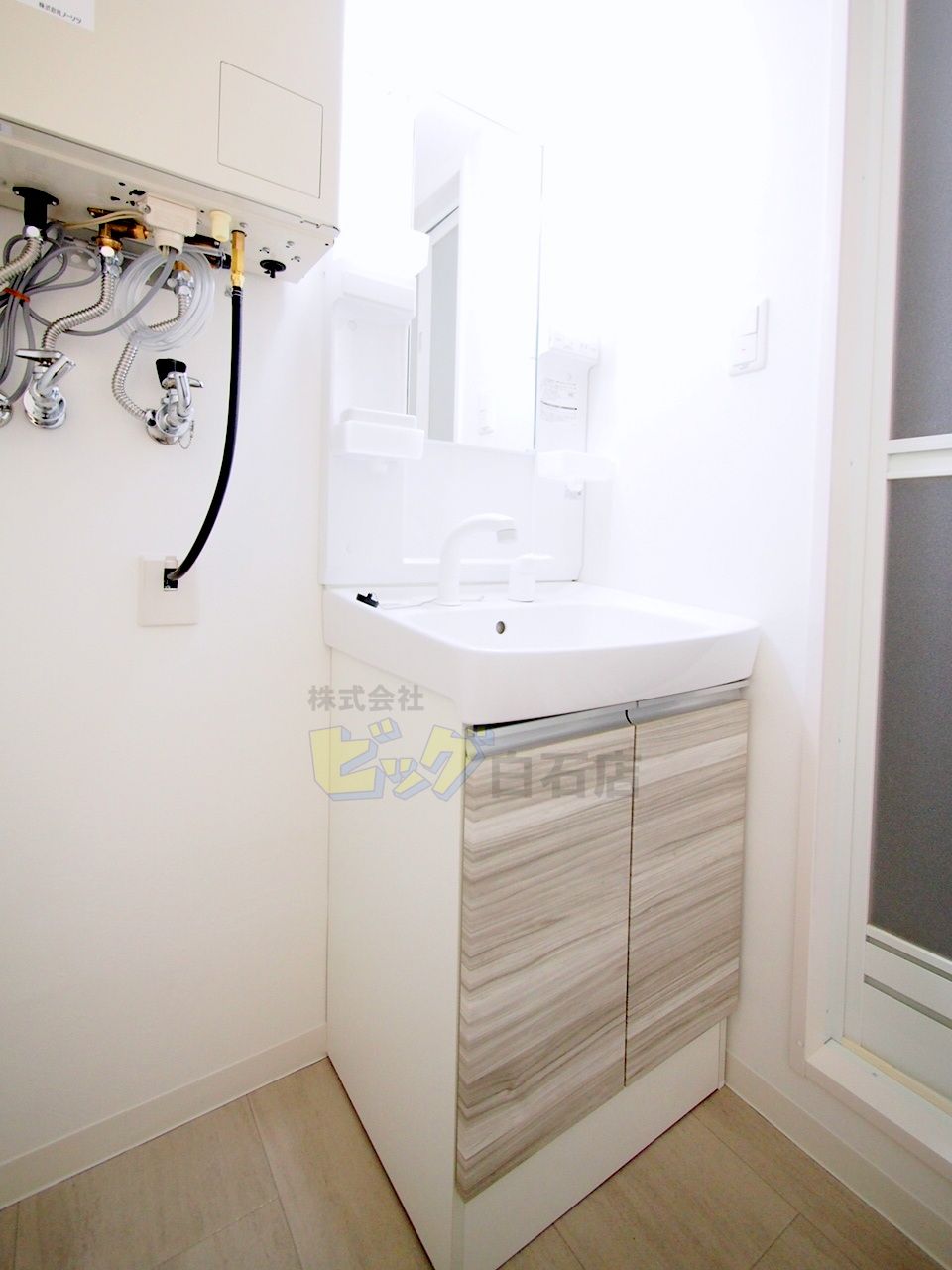 洗面設備　シャンプードレッサー完備しています♪