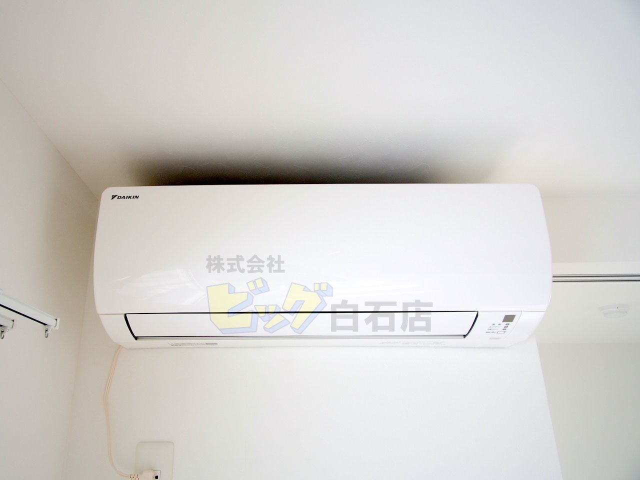 その他設備　夏も快適なエアコン付きです♪