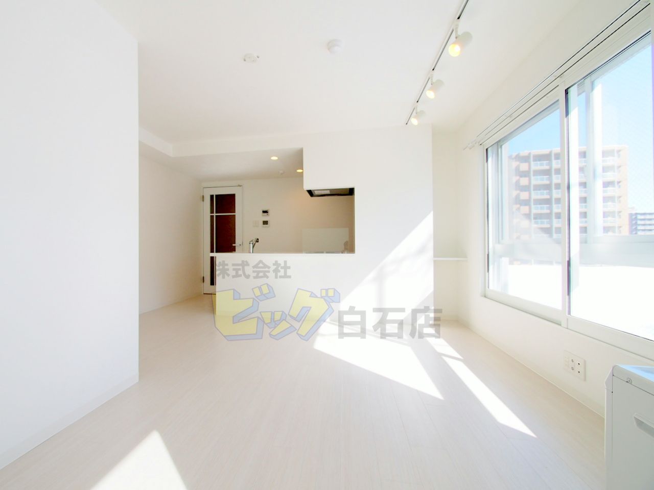 居室・リビング　広々リビングです♪