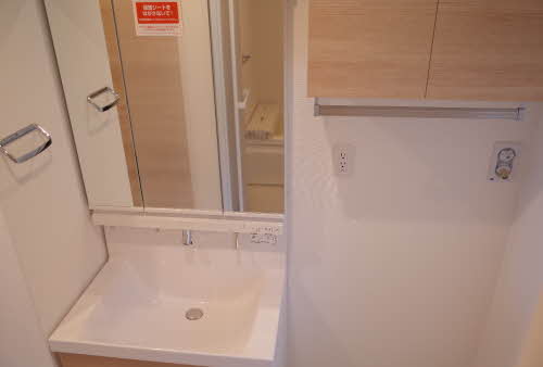 洗面設備　使いやすい洗面所です