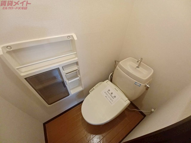 トイレ　同物件別室写真