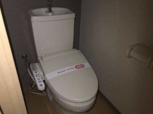 トイレ　シャワー付トイレ