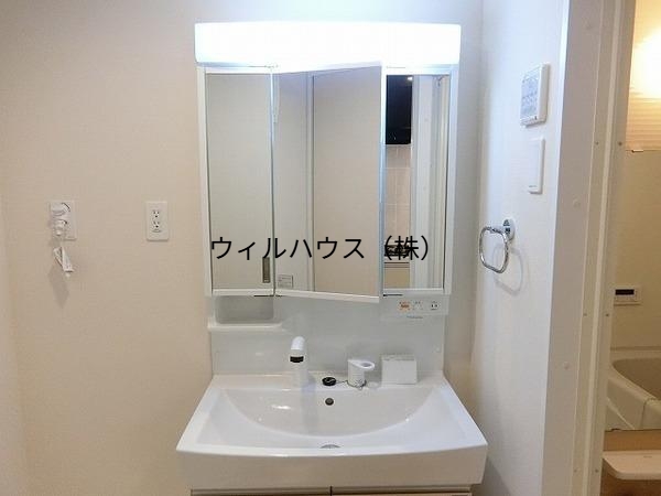 洗面設備　独立洗面台！