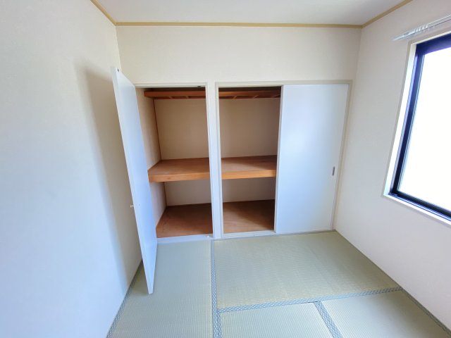 収納　イメージ写真（別部屋）