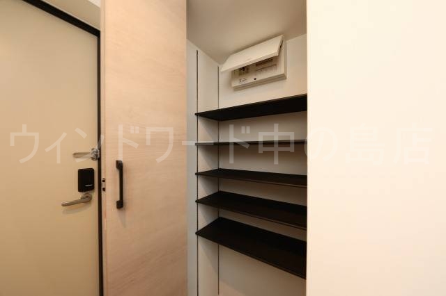 玄関　詳細は、ウィンドワード中の島店までご相談下さい。