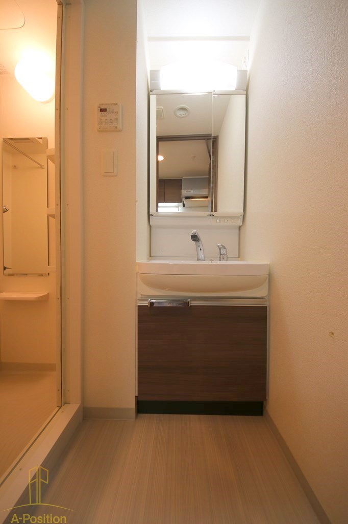 洗面設備　プレサンス高津公園ディオ