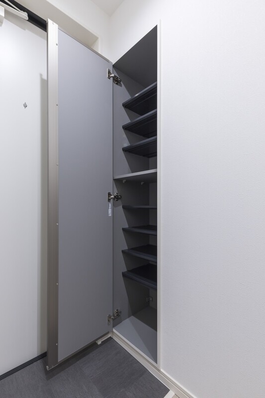 玄関　収納もある玄関です