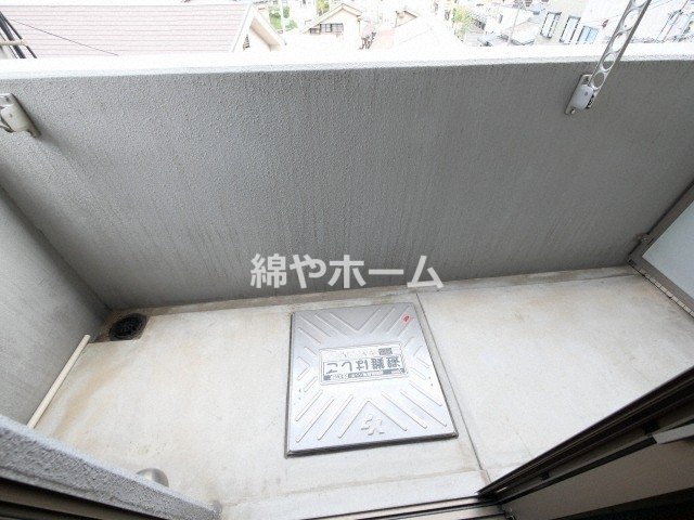 バルコニー　バルコニーがあります