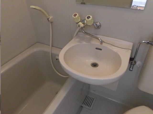 洗面設備　同じ間取りの別部屋の写真です。（写真はイメージです）