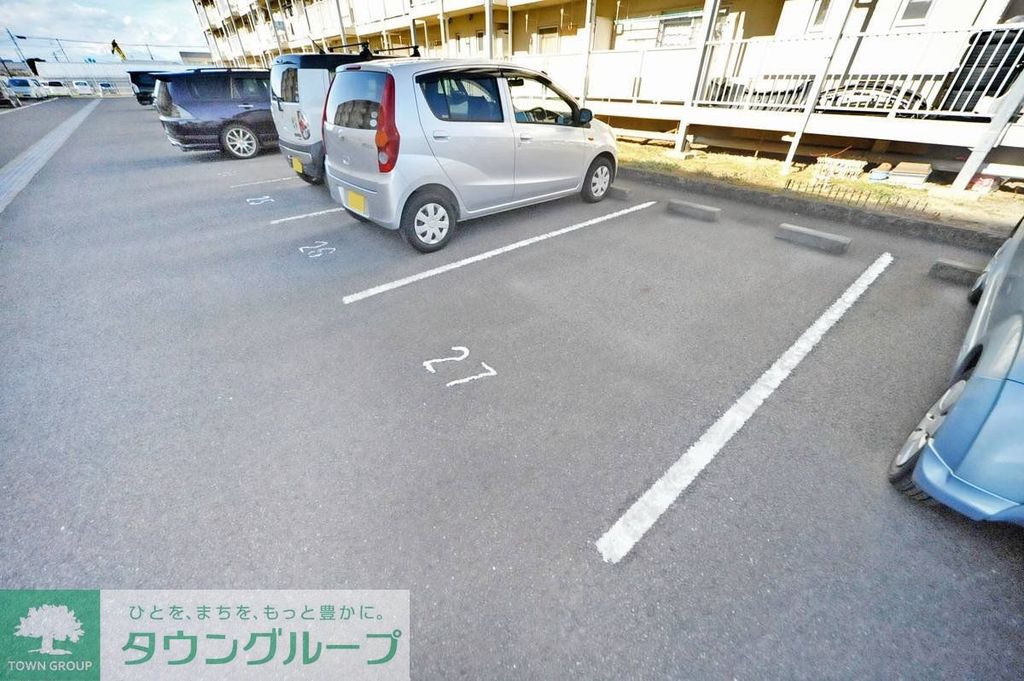 駐車場　駐車場