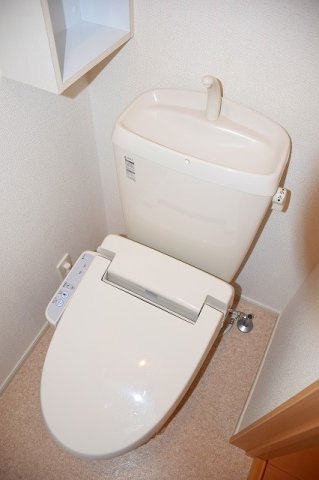 トイレ　落ち着いたトイレです