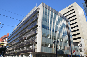 役所　板橋区役所（役所）まで374m