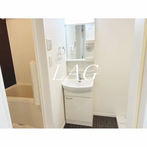 洗面設備　洗面台です。