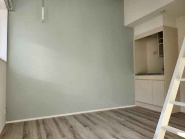 その他部屋・スペース　アクセントクロスがおしゃれな室内です♪