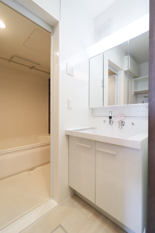 洗面設備　図面と現状に相違がある場合には現状を優先