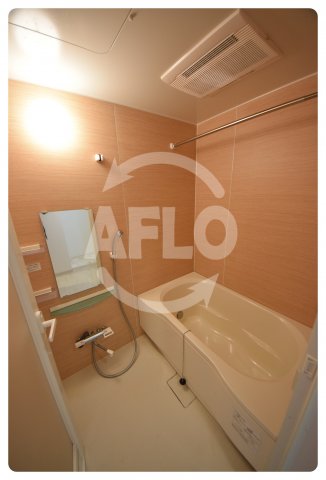 バス・シャワールーム　ブリリアン夕陽丘　浴室